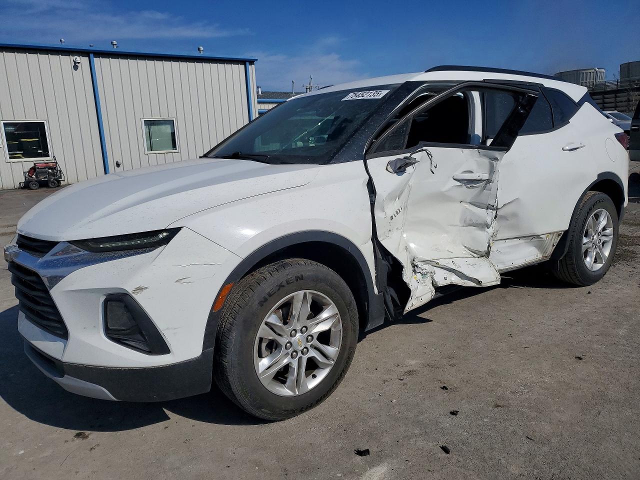 3GNKBBRA1KS683761 · 2019 CHEVROLET BLAZER