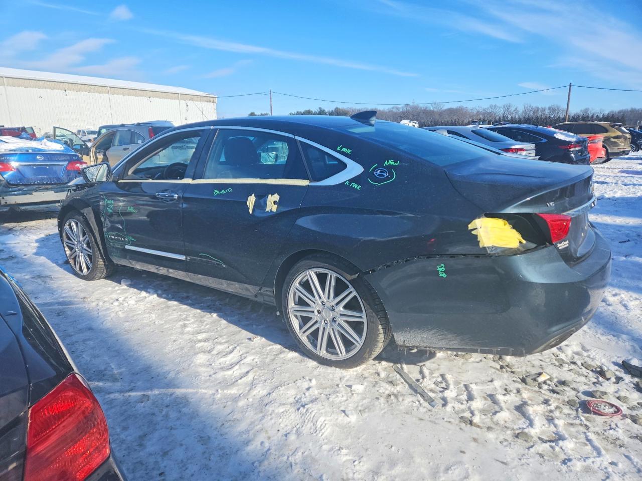 2G1125S35J9121335 · 2018 CHEVROLET IMPALA · 2/13