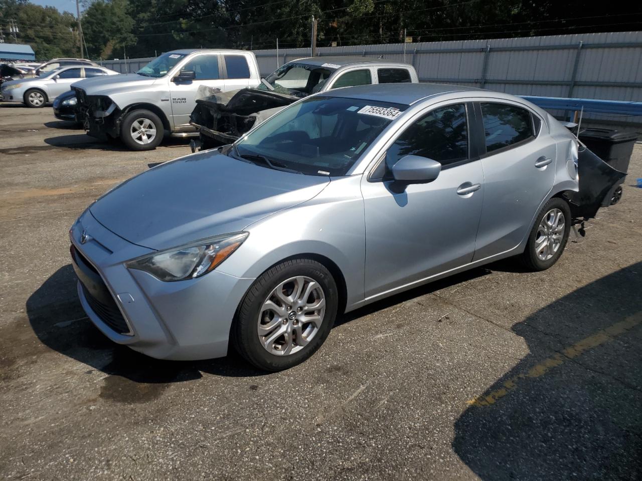 3MYDLBYV9JY307325 · 2018 TOYOTA YARIS IA