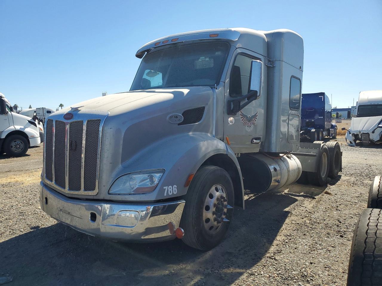 1XPBDP9X9LD609881 · 2020 PETERBILT 579