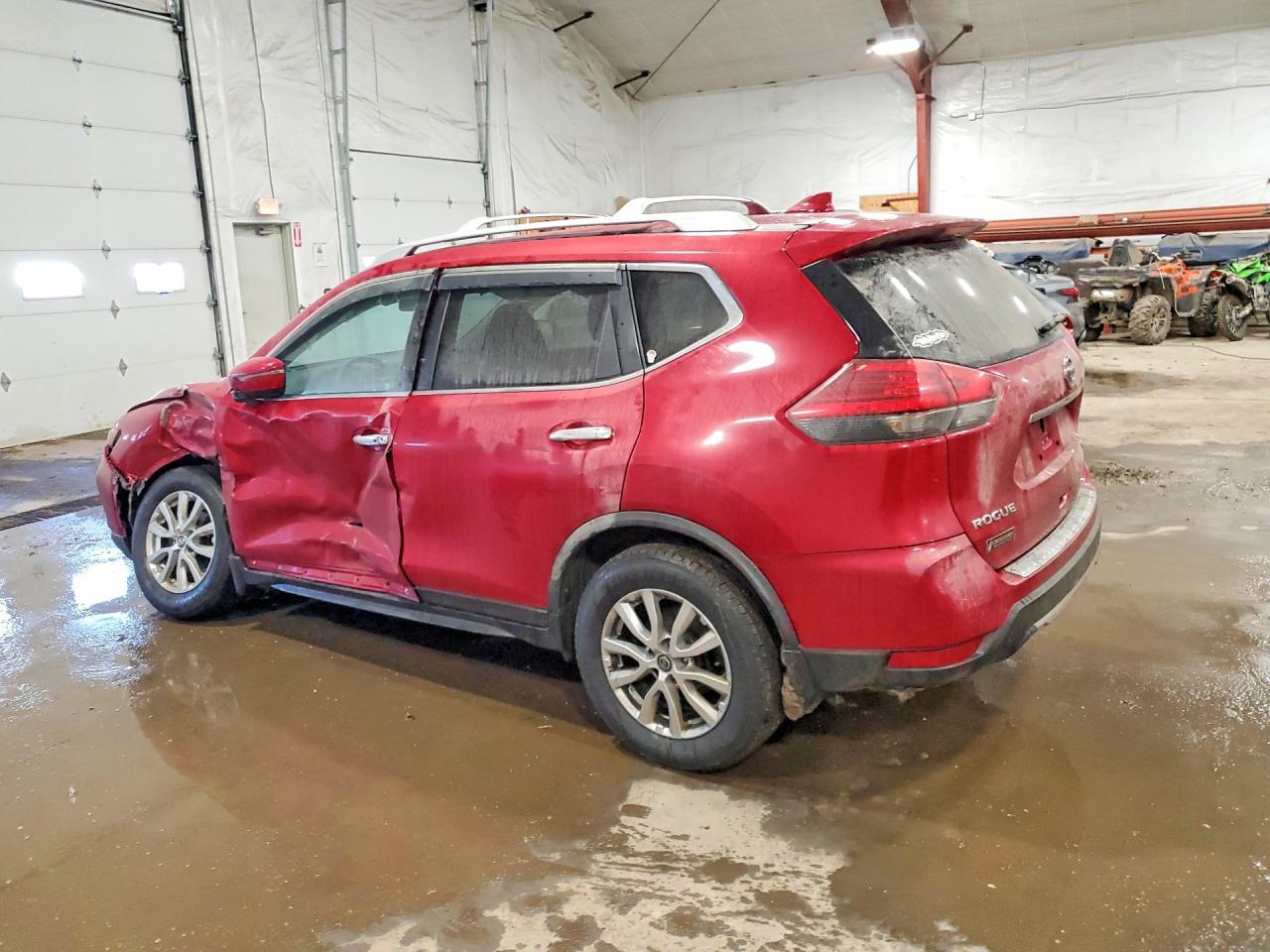 JN8AT2MV3HW265683 · 2017 NISSAN ROGUE · 2/13