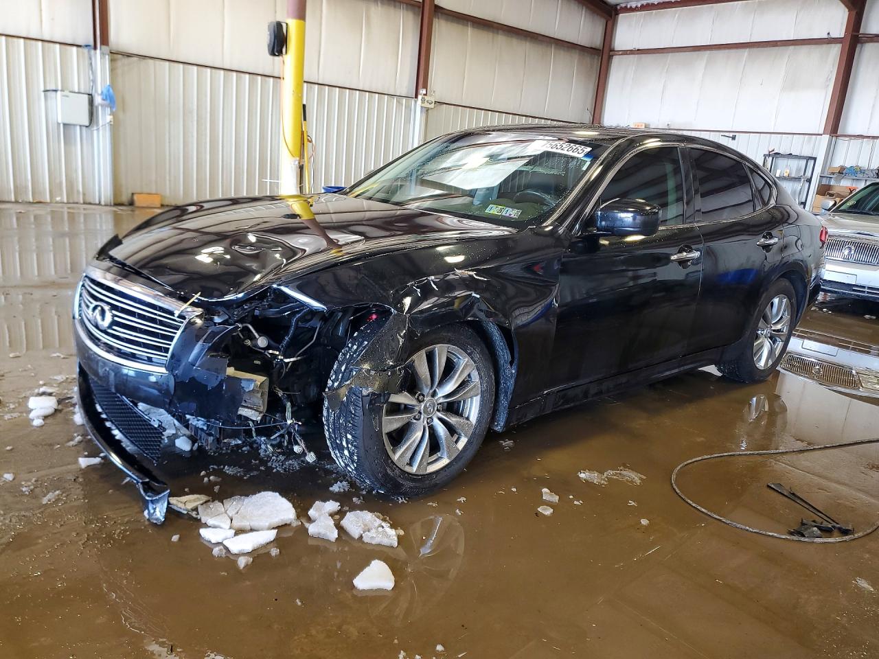 JN1BY1AR3BM370197 · 2011 INFINITI M37
