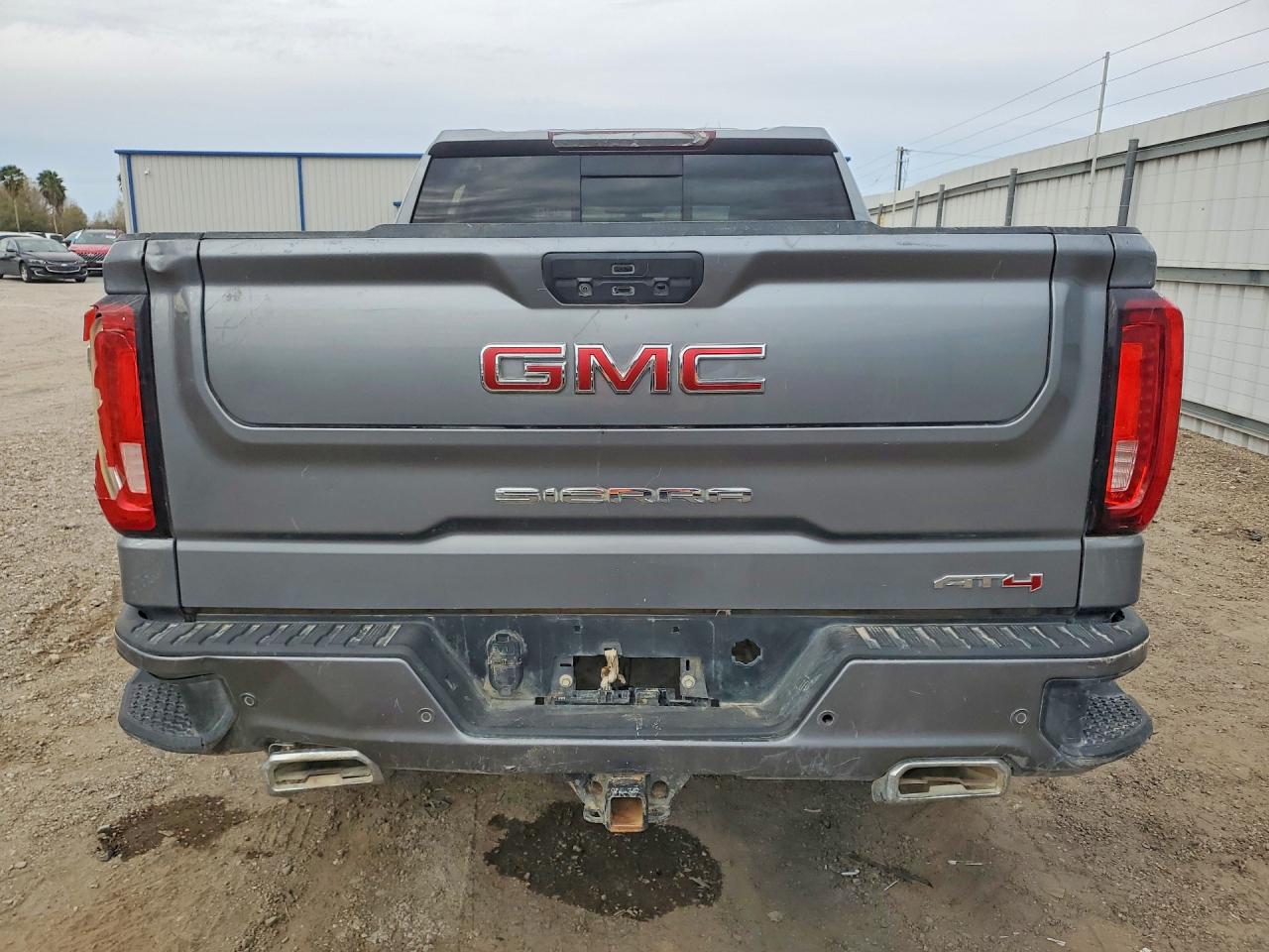 1GTP9EED5MZ120200 · 2021 GMC SIERRA K1500 SLE · 6/12