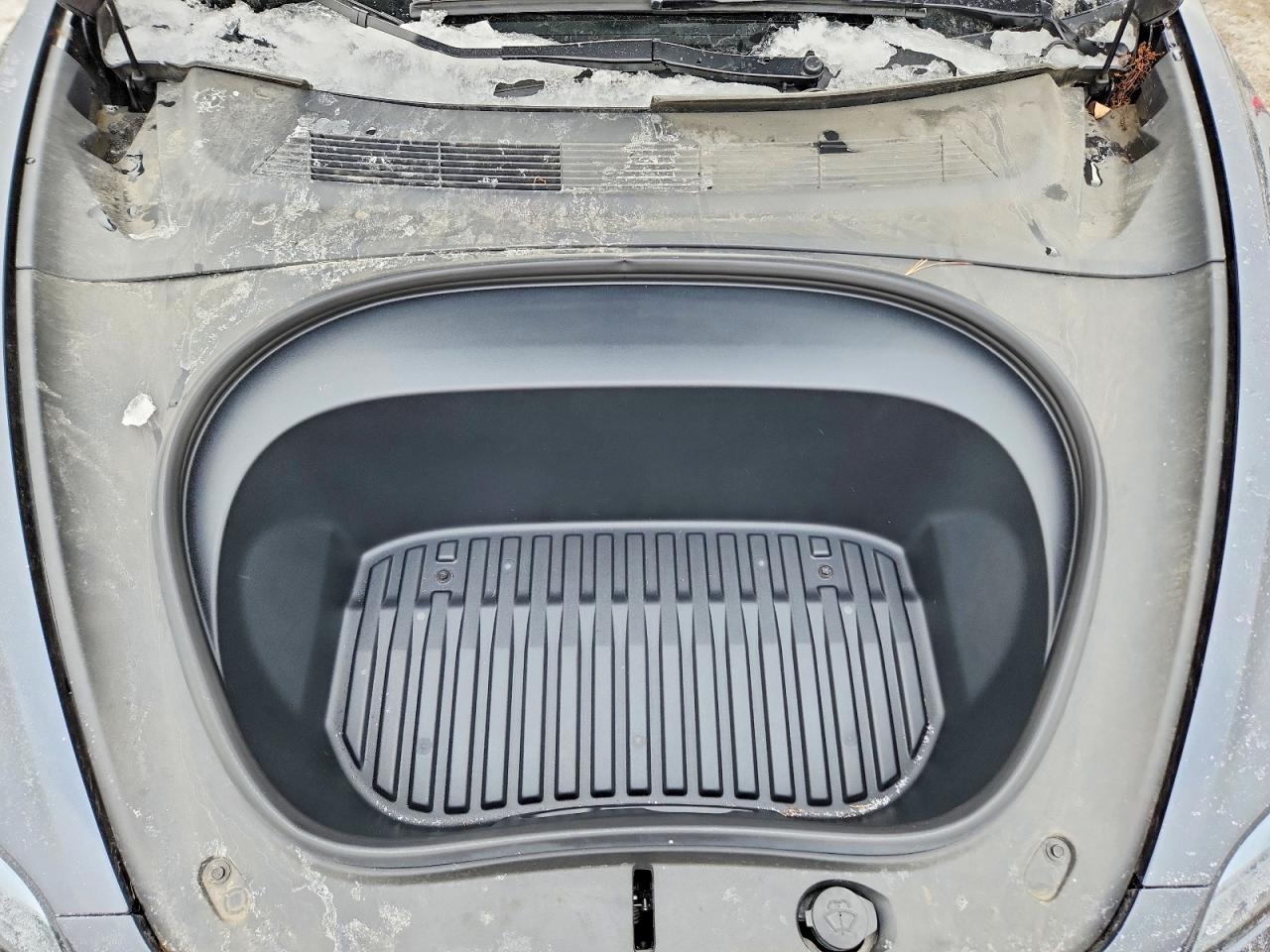5YJ3E1EA1SF937899 · 2025 TESLA MODEL 3 · 11/13