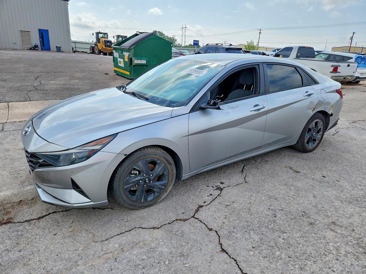 5NPLM4AG7MH019979 · 2021 HYUNDAI ELANTRA