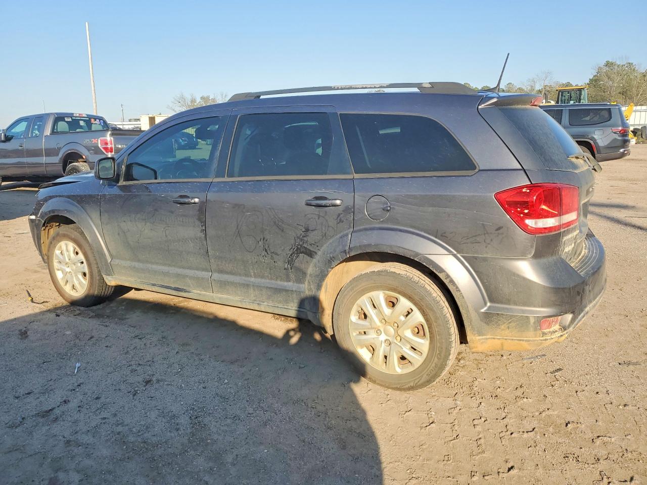 3C4PDCBG4JT511164 · 2018 DODGE JOURNEY · 2/13