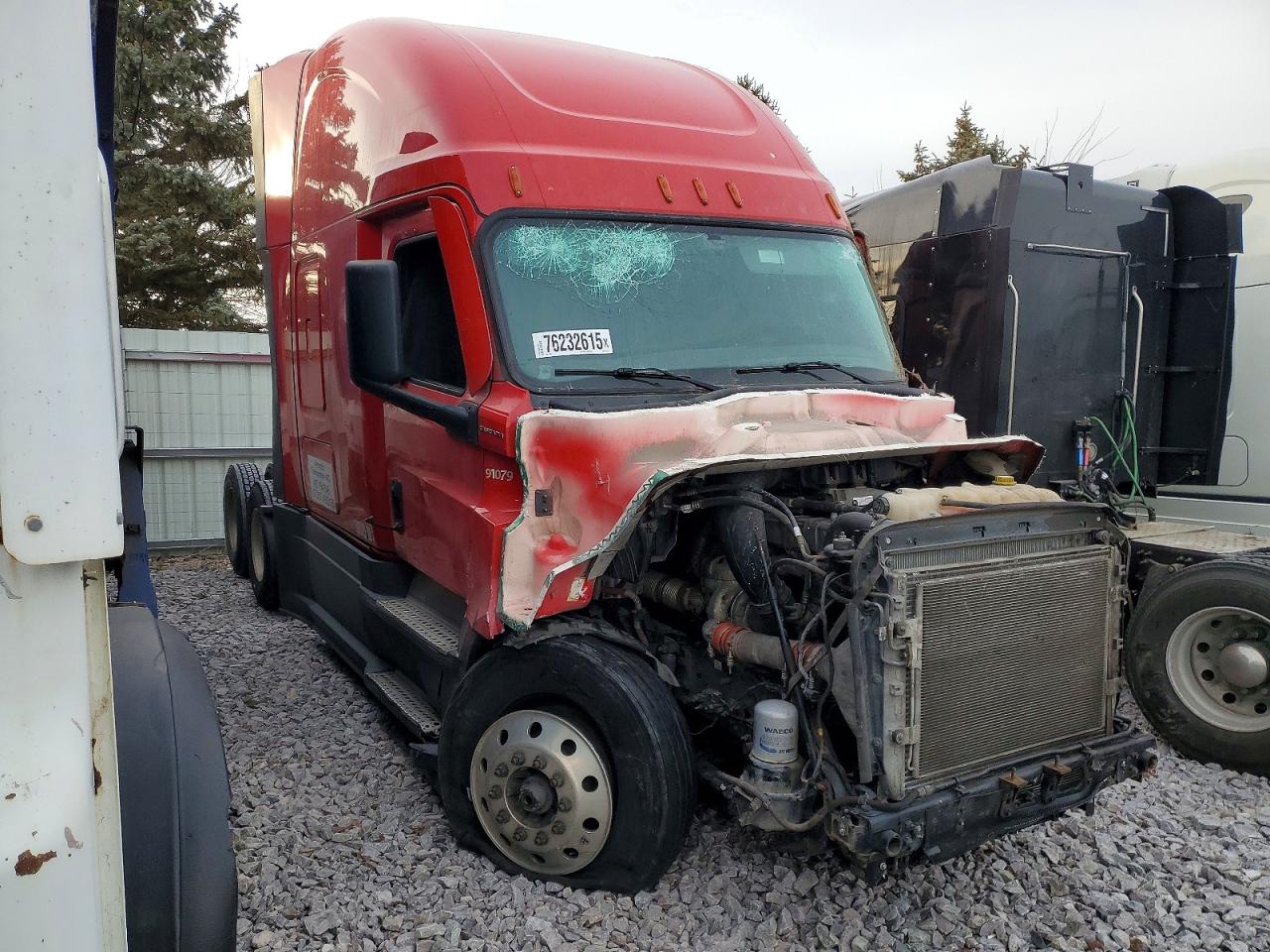 2021 FREIGHTLINER CASCADIA 1