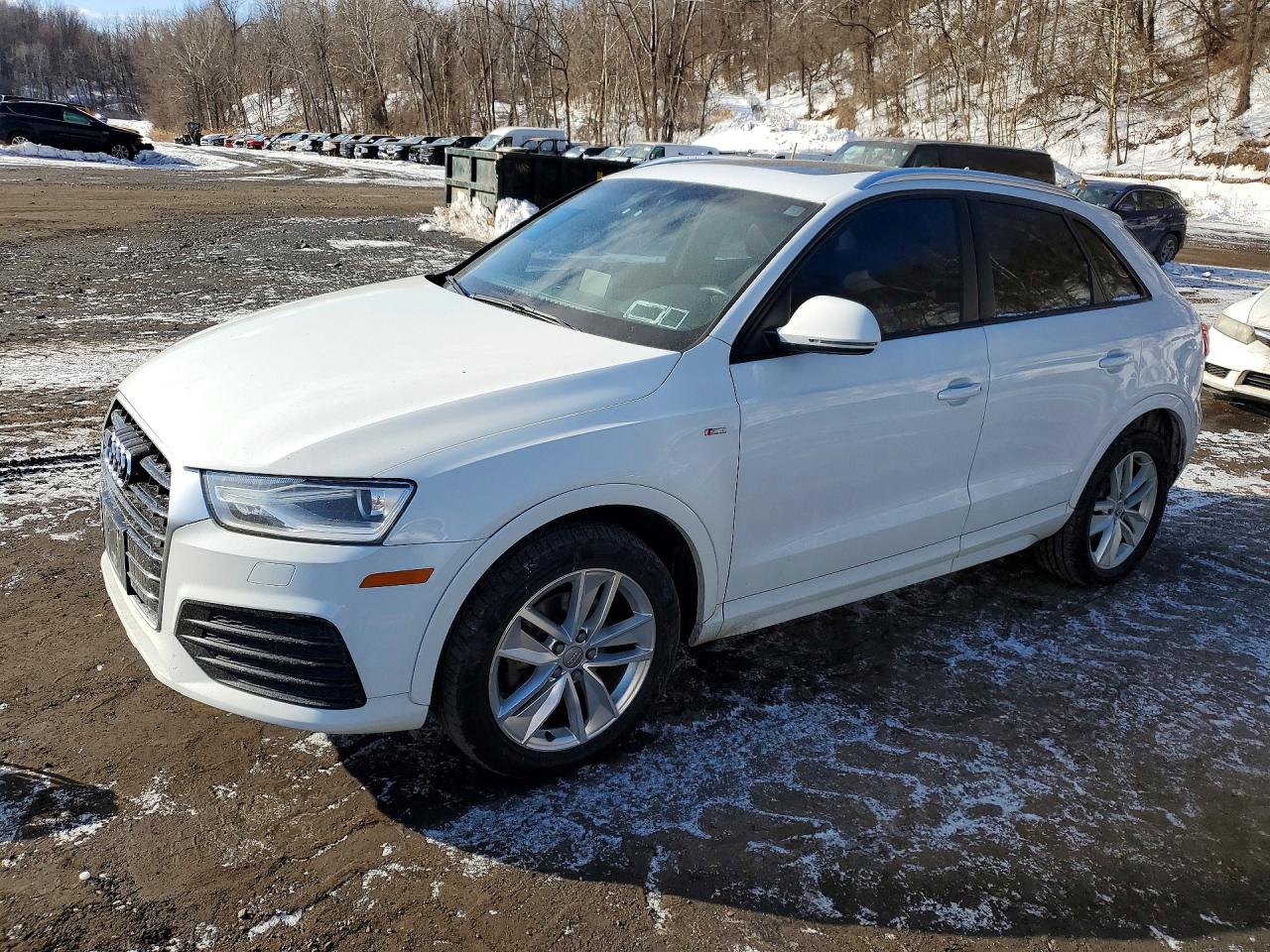 WA1ECCFS5JR008027 · 2018 AUDI Q3