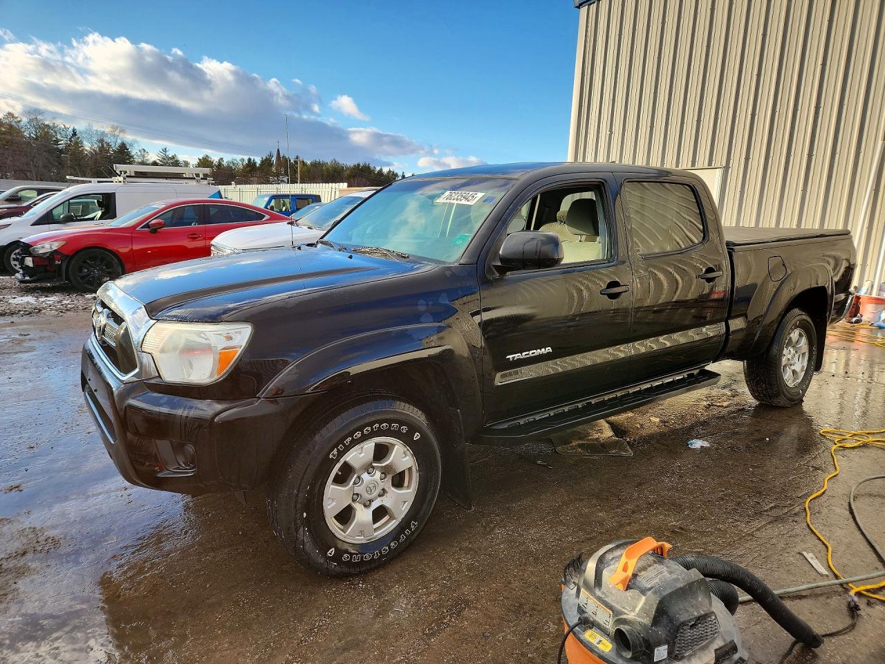 5TFMU4FN9FX034096 · 2015 TOYOTA TACOMA