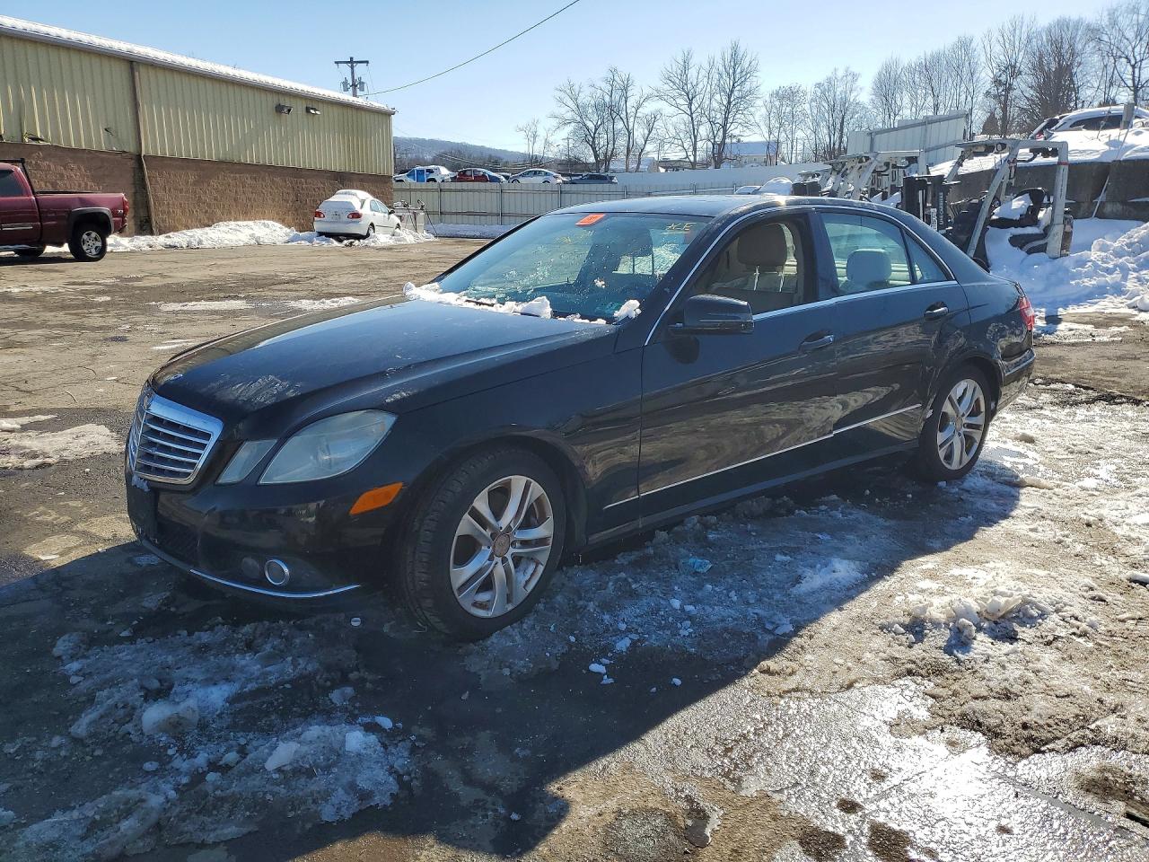 WDDHF8HBXAA092533 · 2010 MERCEDES-BENZ E
