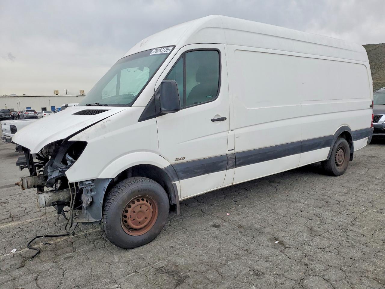 WD3PE8CB4B5568263 · 2011 MERCEDES-BENZ SPRINTER