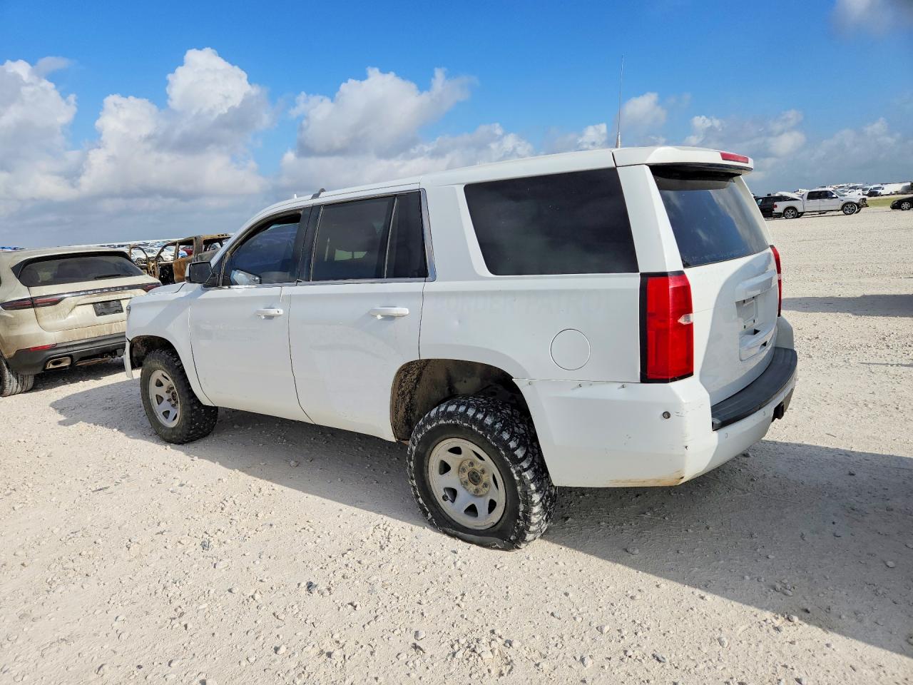 1GNSKFEC5HR268792 · 2017 CHEVROLET TAHOE · 2/12