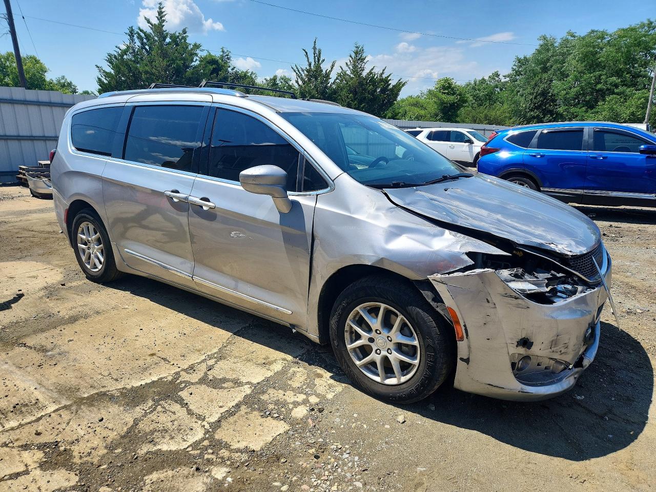 2C4RC1BG2LR140186 · 2020 CHRYSLER PACIFICA · 4/13