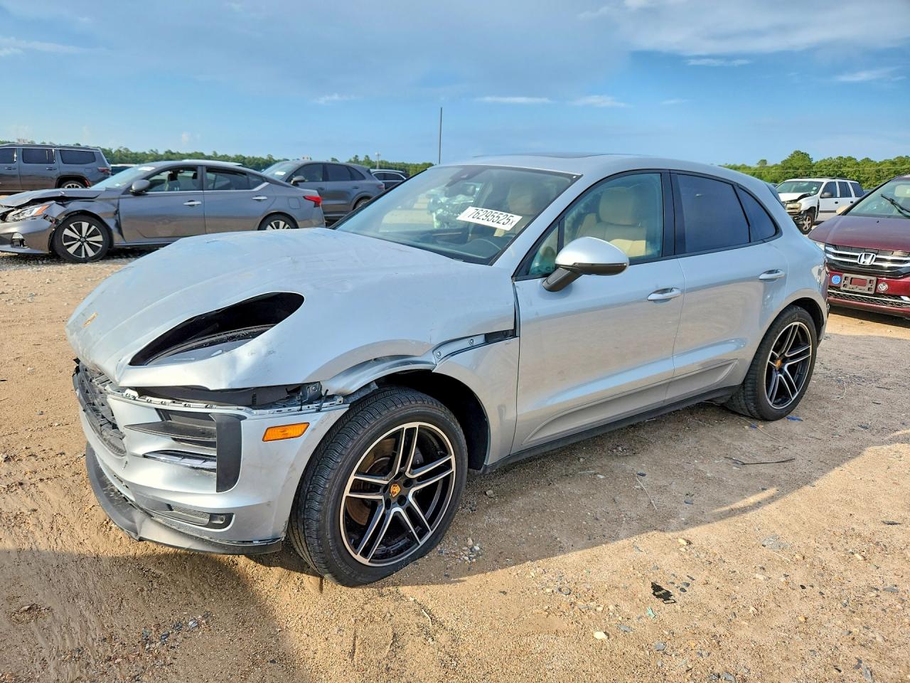WP1AA2A50LLB13343 · 2020 PORSCHE MACAN