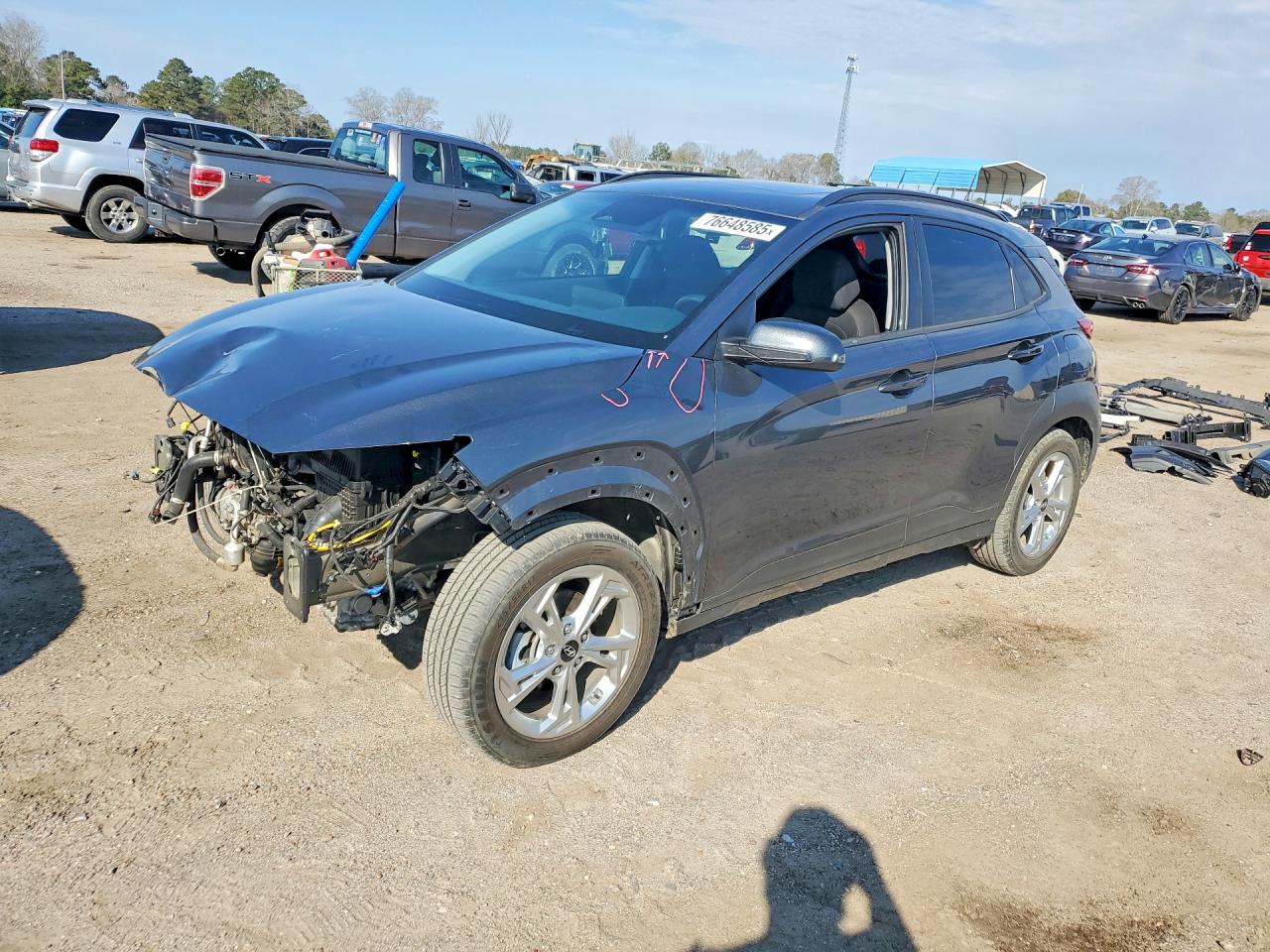 KM8K32AB5NU763302 · 2022 HYUNDAI KONA