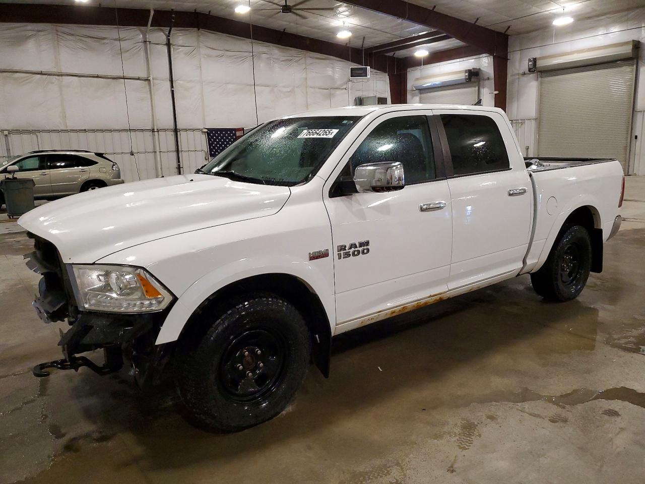 1C6RR7NT8FS739310 · 2015 RAM 1500
