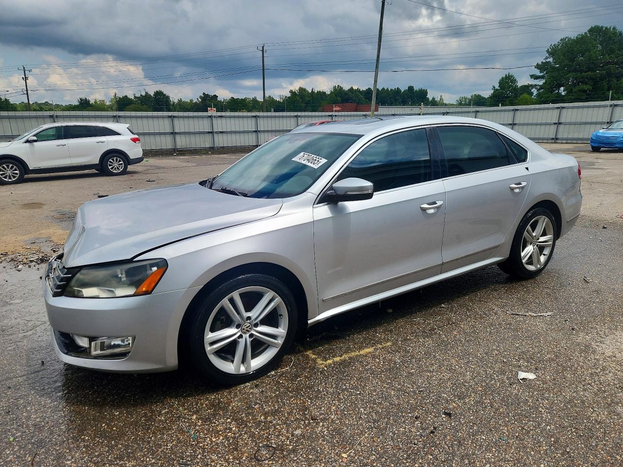 1VWCV7A34FC051800 · 2015 VOLKSWAGEN PASSAT