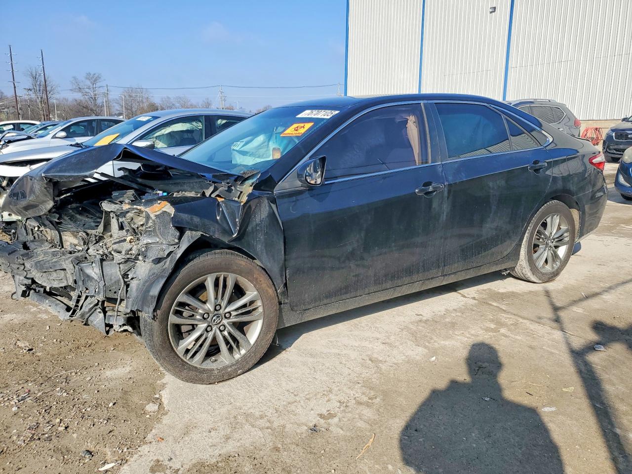 4T1BF1FK8HU718708 · 2017 TOYOTA CAMRY