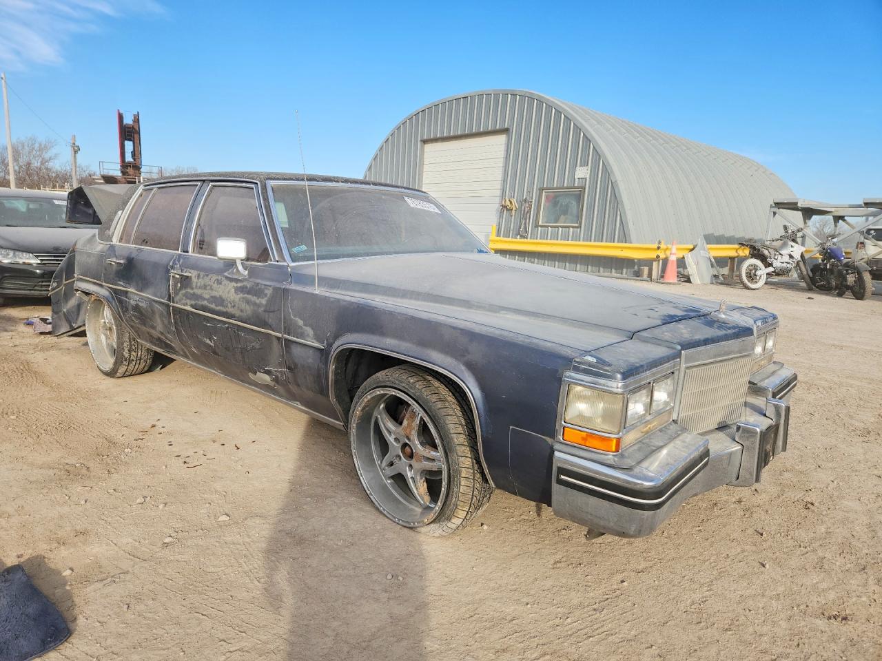 1G6AM6986E9043381 · 1984 CADILLAC DEVILLE · 4/12