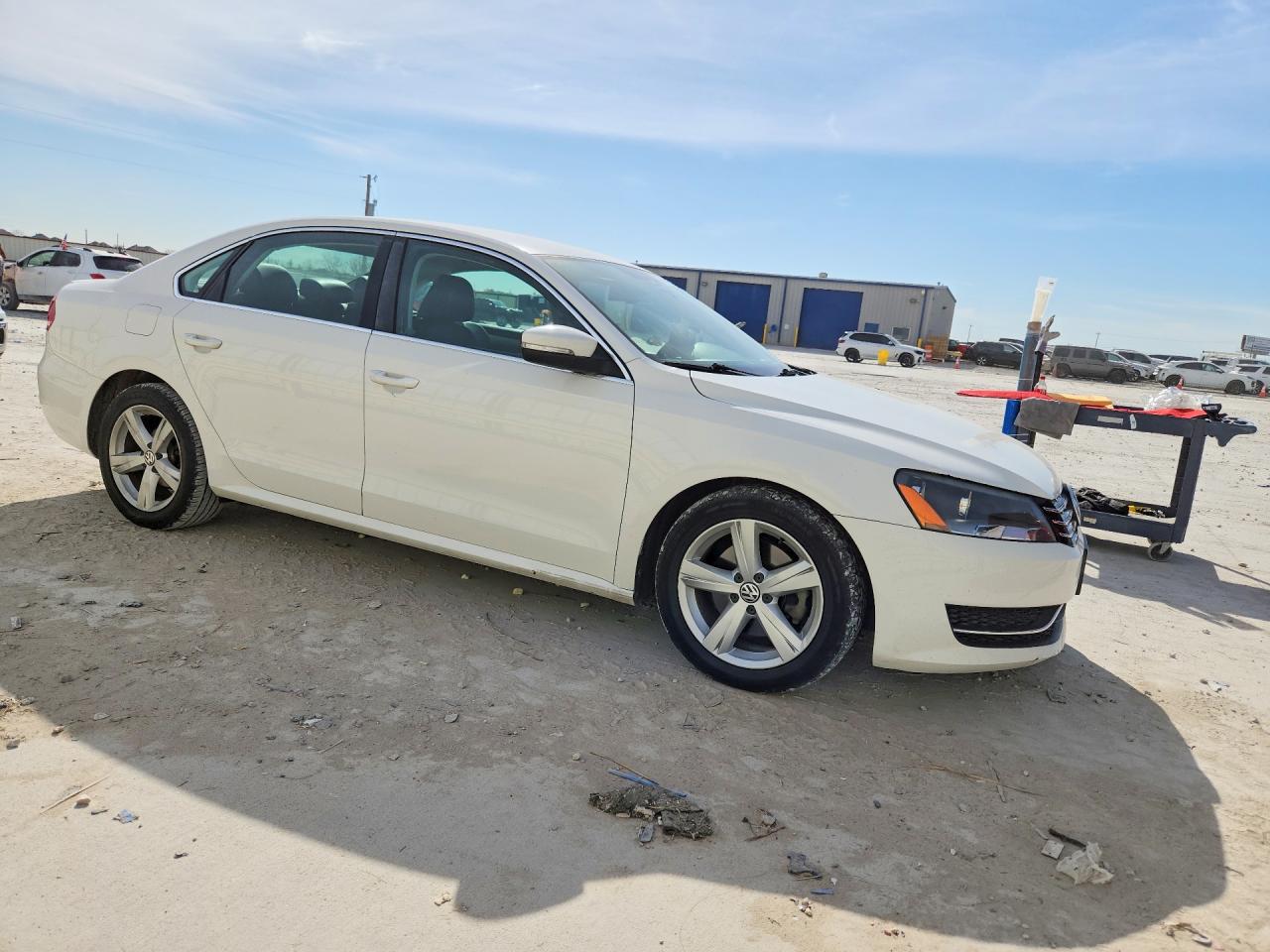 1VWBN7A34DC041132 · 2013 VOLKSWAGEN PASSAT · 4/12