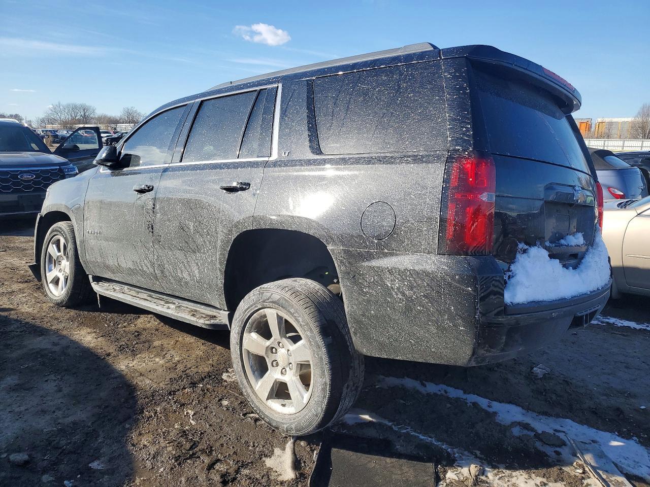 1GNSKBKC7JR331894 · 2018 CHEVROLET TAHOE · 2/13
