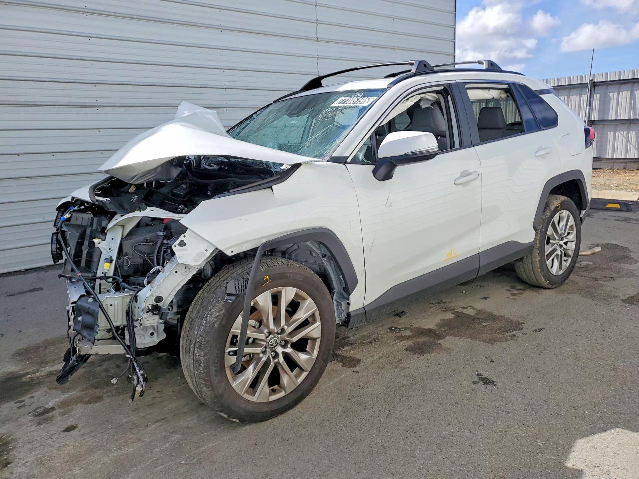 2T3C1RFV9SW416855 · 2025 TOYOTA RAV4
