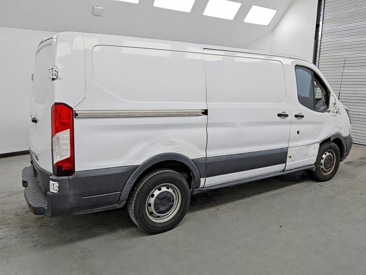 1FTYE1YM5JKA87059 · 2018 FORD TRANSIT · 3/13
