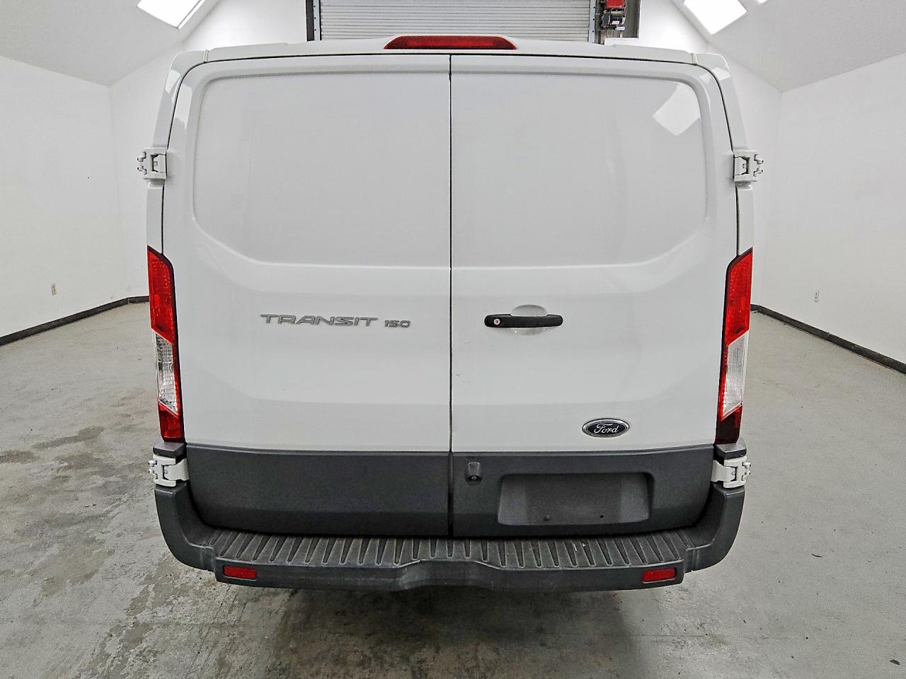 1FTYE1YM5JKA87059 · 2018 FORD TRANSIT · 6/13