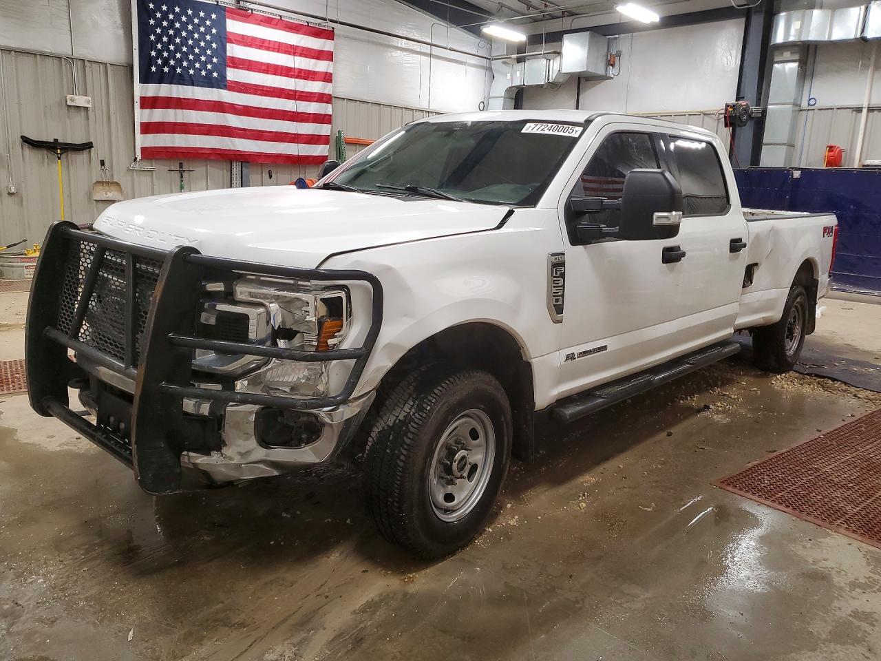1FT8W3BT1MED33469 · 2021 FORD F350