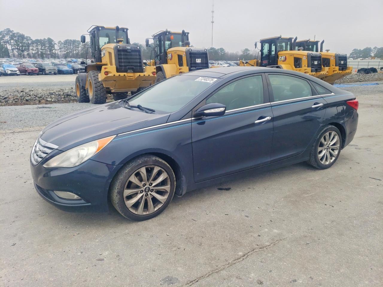 5NPEC4AB7CH385553 · 2012 HYUNDAI SONATA
