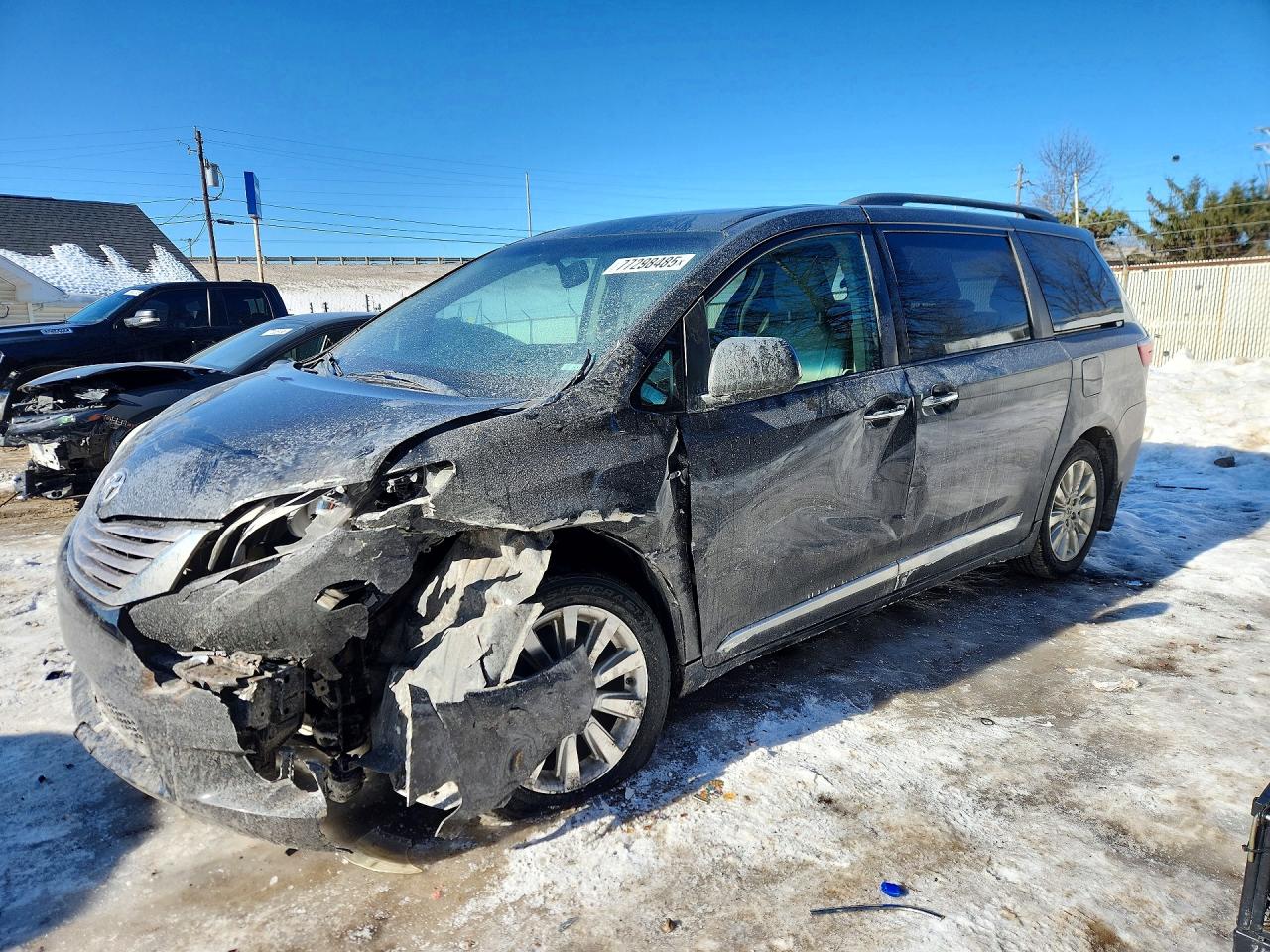 5TDDK3DC7GS136005 · 2016 TOYOTA SIENNA