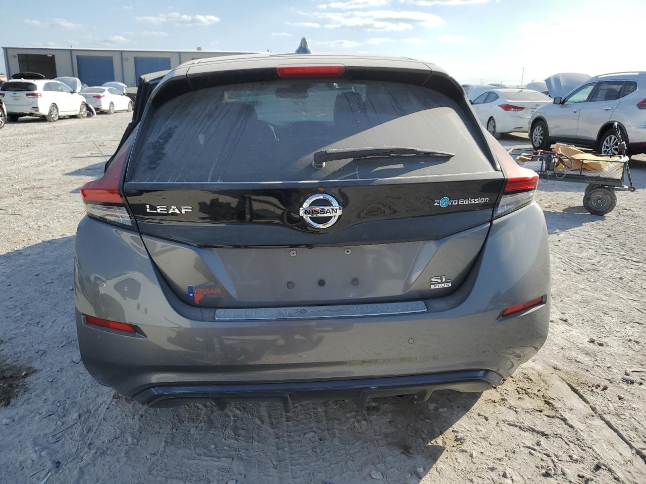 1N4BZ1DV7NC558319 · 2022 NISSAN LEAF · 6/12