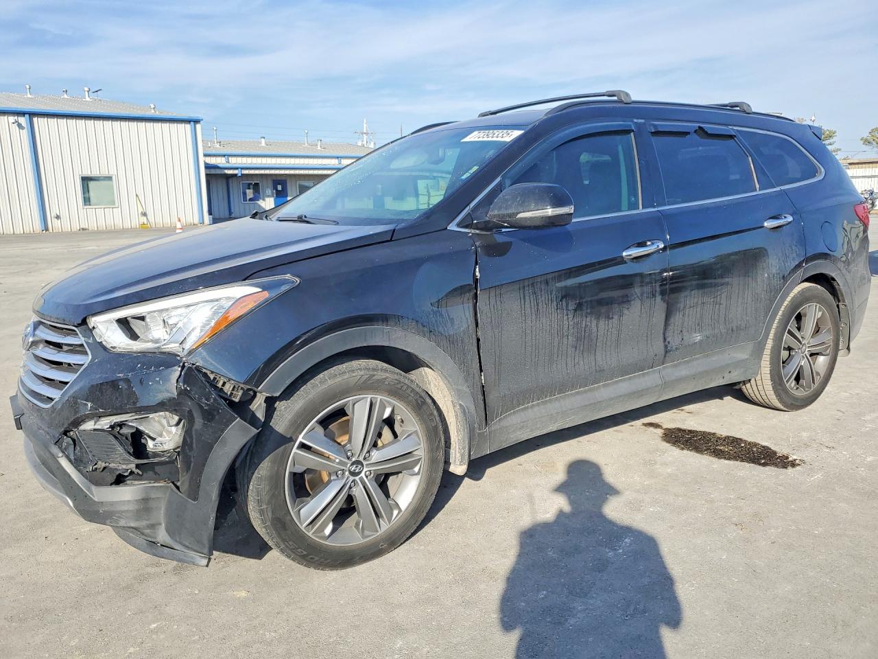 KM8SN4HFXFU106849 · 2015 HYUNDAI SANTA FE