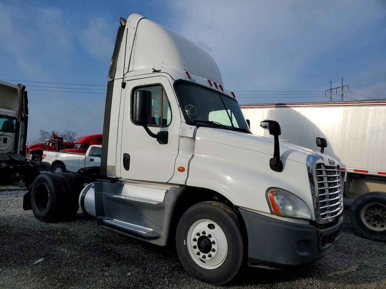 1FUBGEDV7GLHC5750 · 2016 FREIGHTLINER CASCADIA 1