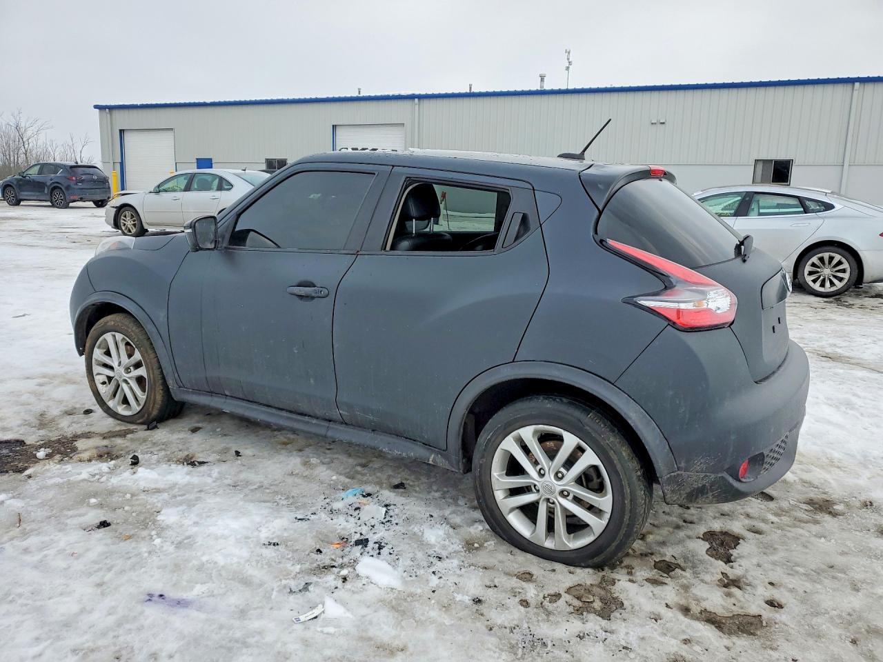 JN8AF5MR0FT505363 · 2015 NISSAN JUKE · 2/13