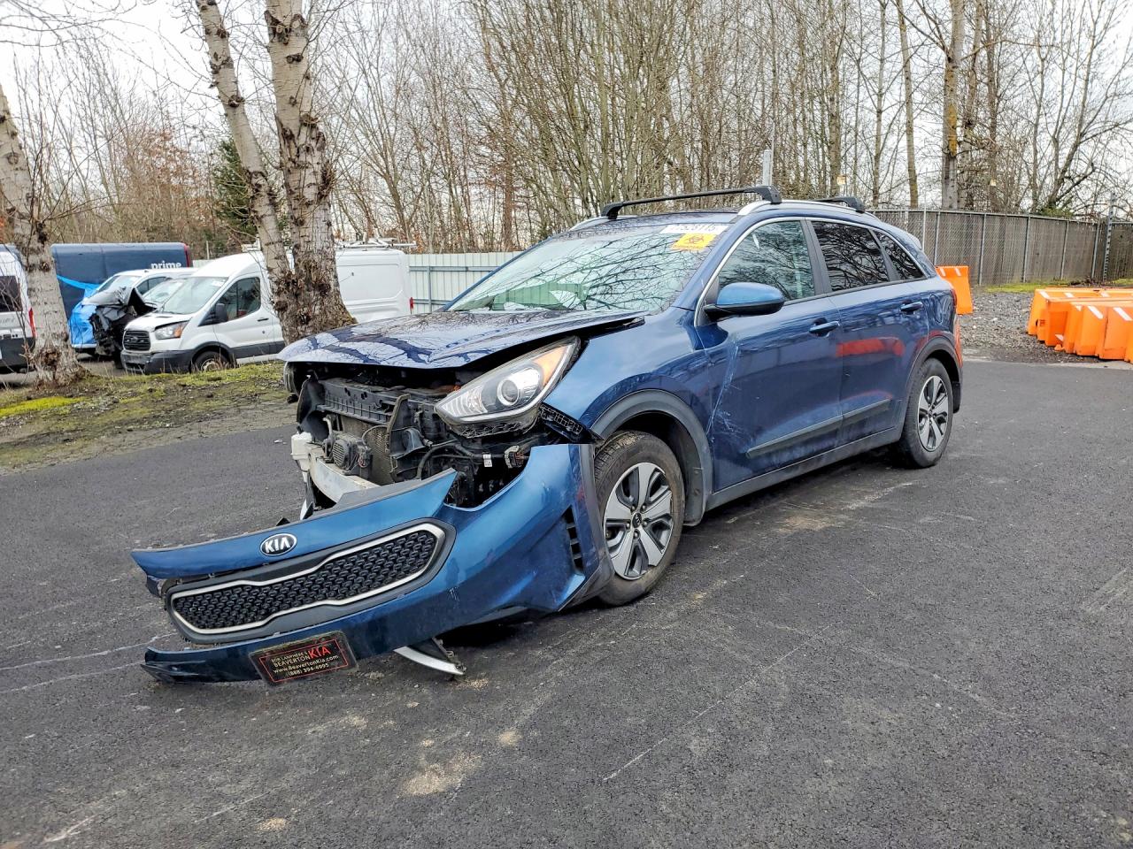 KNDCB3LC0J5205515 · 2018 KIA NIRO
