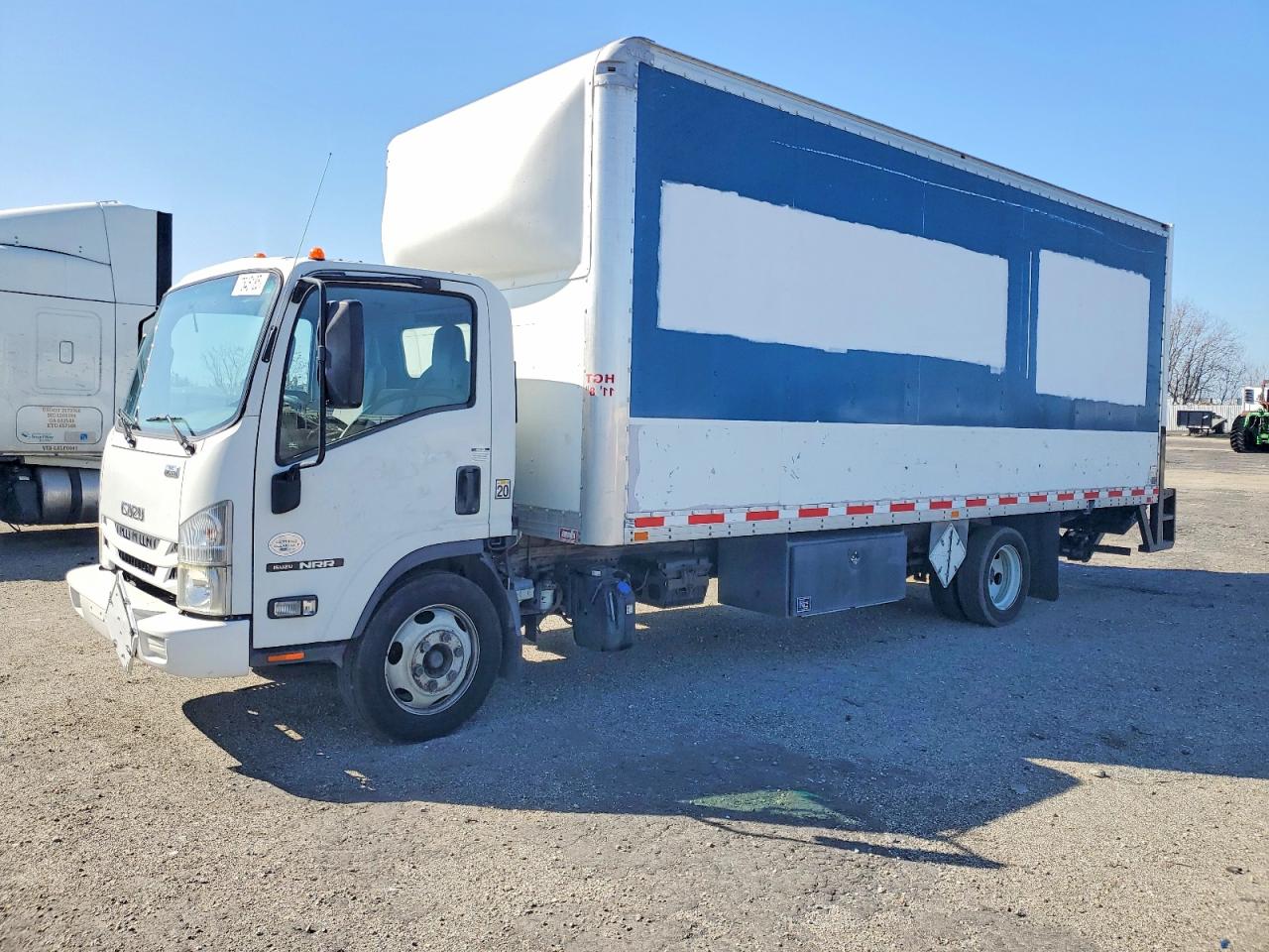 JALE5W163H7301215 · 2017 ISUZU NRR · 2/10