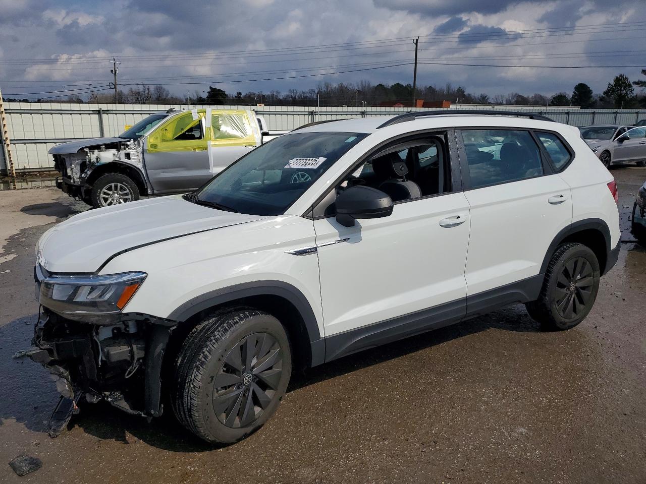 3VV5X7B22RM085315 · 2024 VOLKSWAGEN TAOS