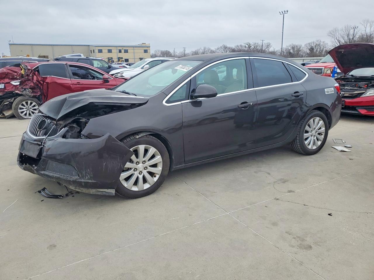 1G4PP5SK9G4116141 · 2016 BUICK VERANO
