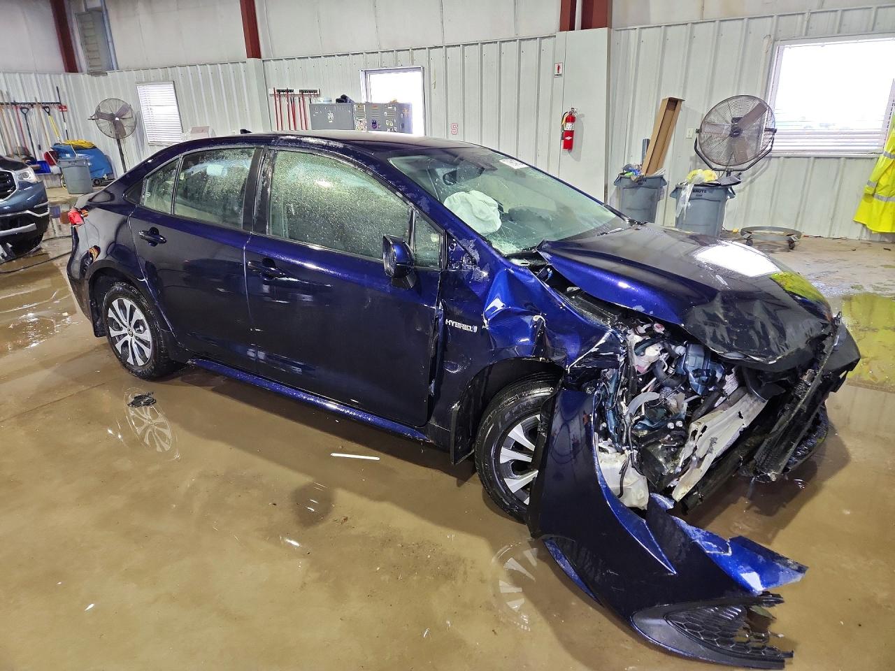 JTDEAMDE2MJ028124 · 2021 TOYOTA COROLLA HYBRID · 4/12
