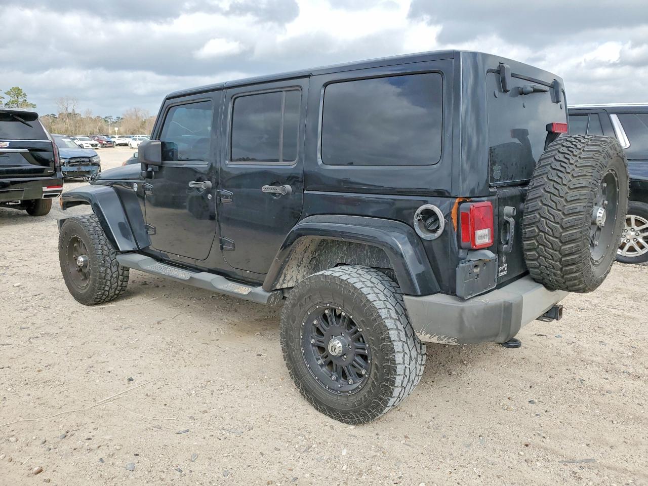 1C4BJWEG0CL168237 · 2012 JEEP WRANGLER UNLIMITED · 2/13