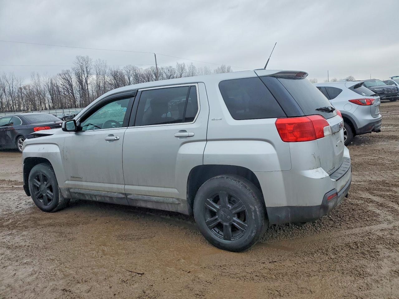 2GKALMEK3F6235655 · 2015 GMC TERRAIN · 2/13