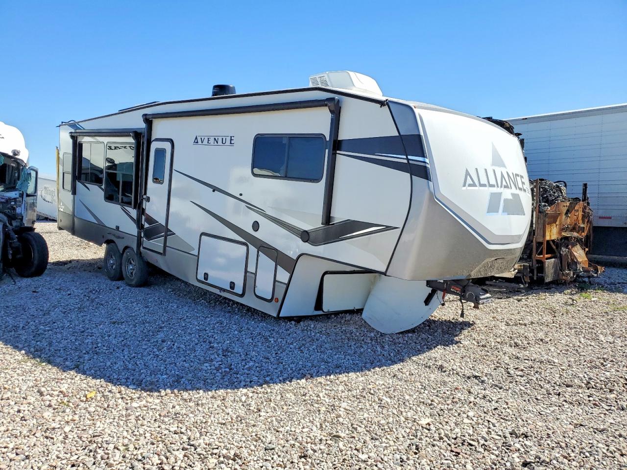 7M5FA3626NC300127 · 2022 ALLIANCE AVENUE 32R