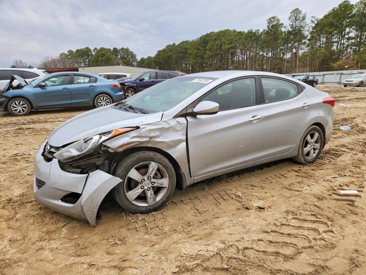 5NPDH4AE8CH151137 · 2012 HYUNDAI ELANTRA