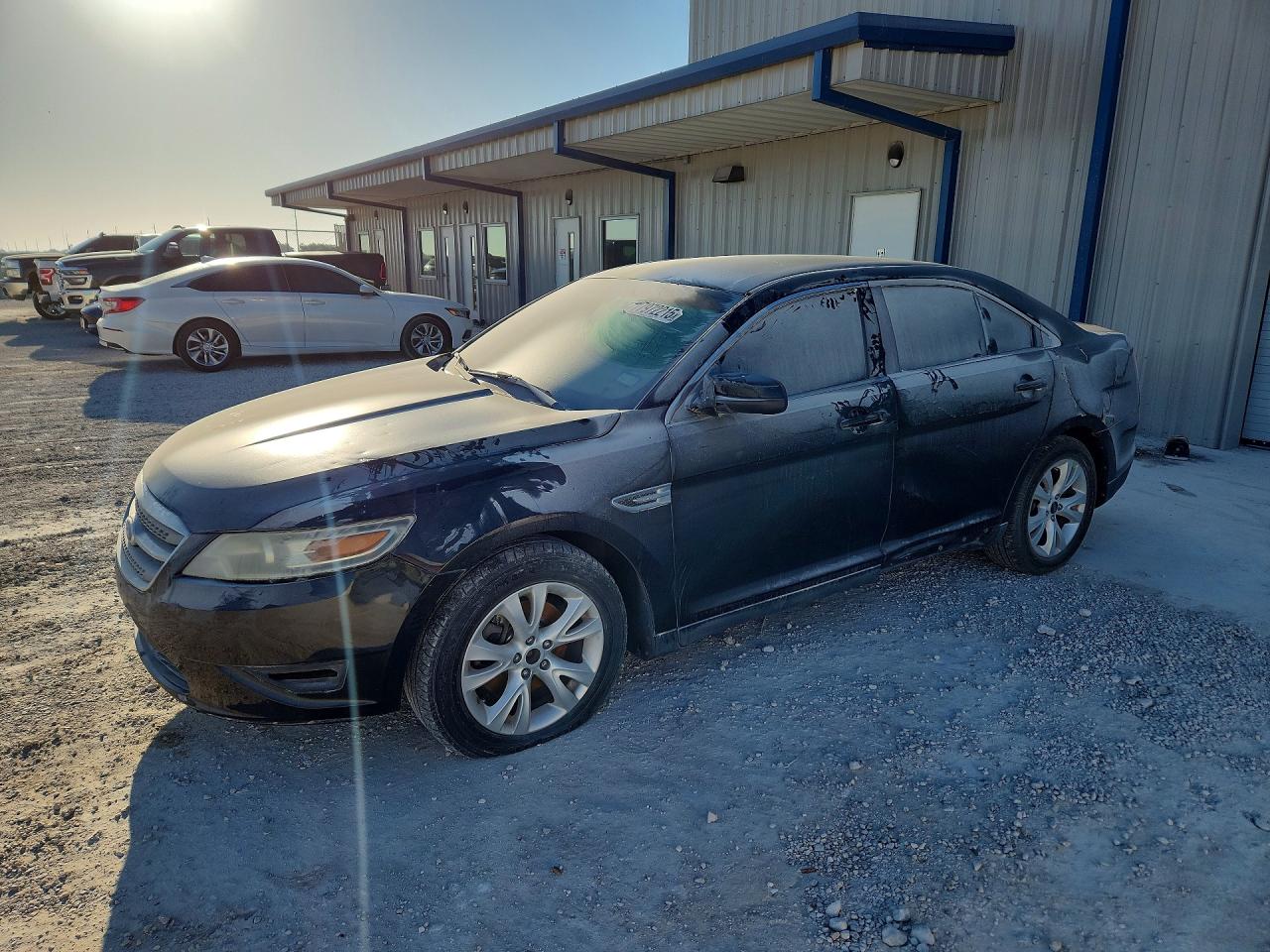 1FAHP2EW3BG164186 · 2011 FORD TAURUS