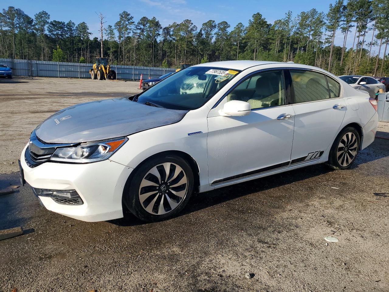 JHMCR6F31HC017311 · 2017 HONDA ACCORD