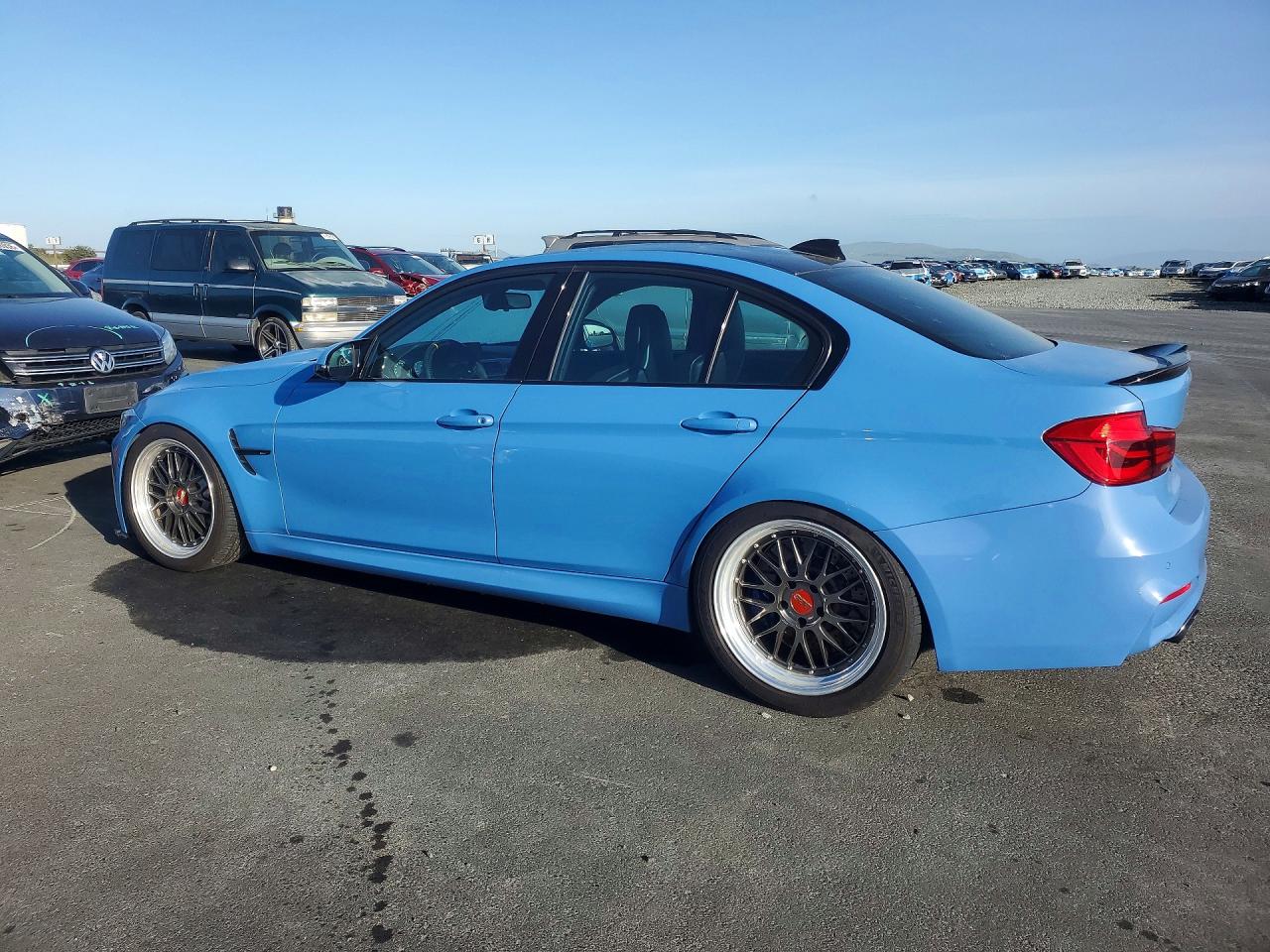 WBS8M9C51J5K98882 · 2018 BMW M3 · 2/12