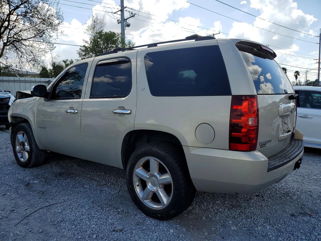 1GNUCBE0XAR115058 · 2010 CHEVROLET TAHOE · 2/13
