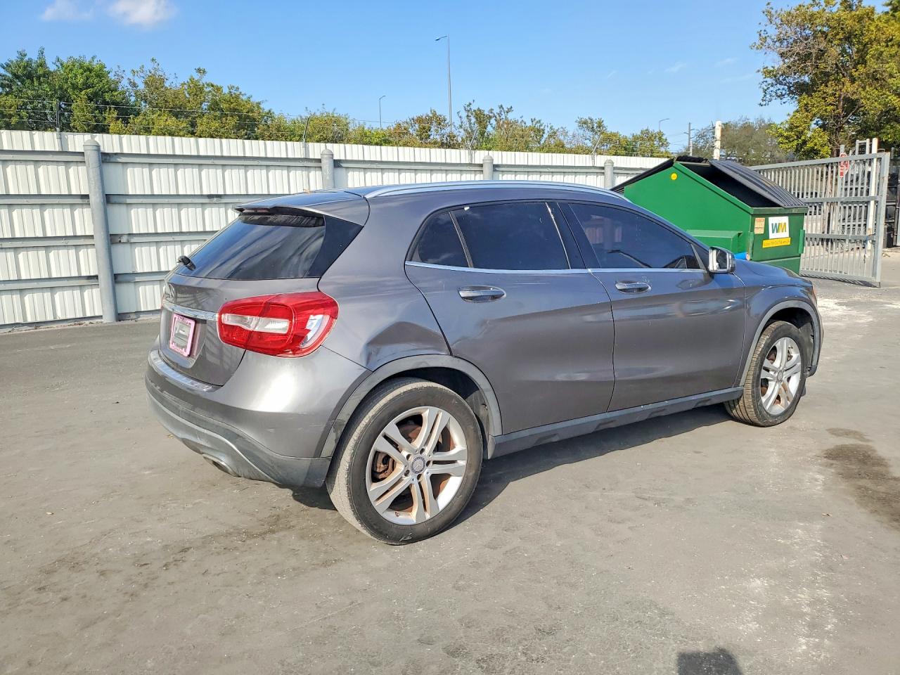 WDCTG4EB4GJ206205 · 2016 MERCEDES-BENZ GLA · 3/13