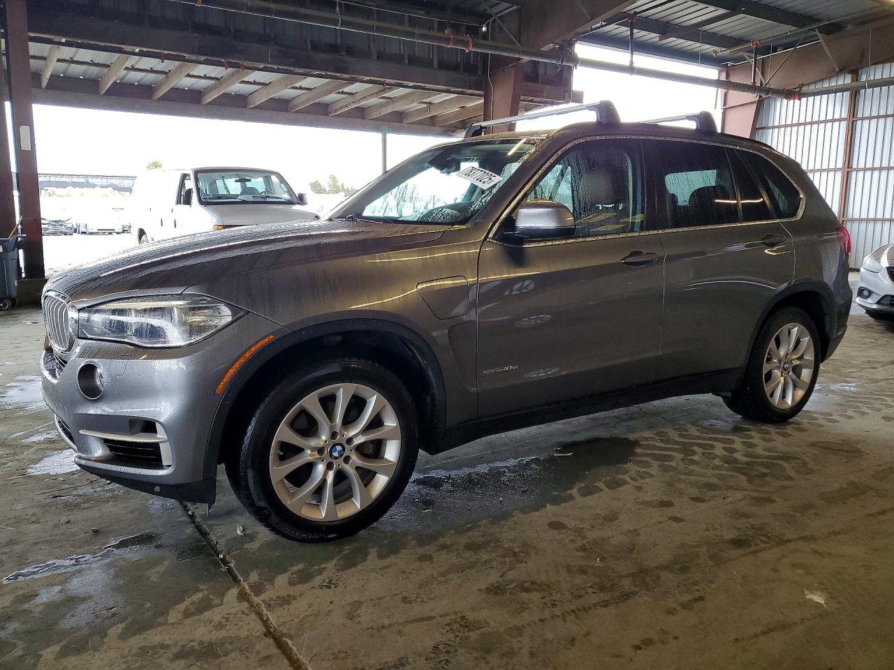 5UXKT0C53G0S75300 · 2016 BMW X5